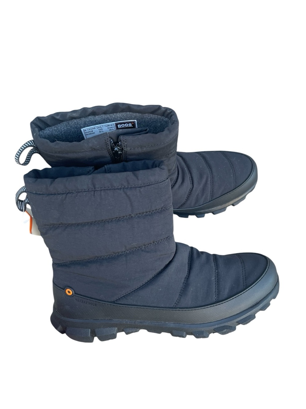 Bogs Cedar‎ Quilt Waterproof Boots, Size 8.5, NWT